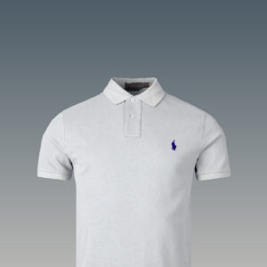 Luxurious Ralph Lauren polo shirt in white with iconic white logo.