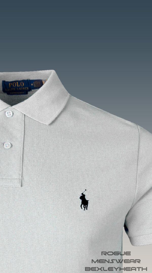 Luxurious Ralph Lauren polo shirt in grey with iconic white logo.