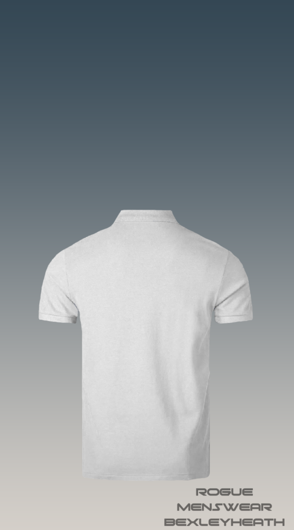 Luxurious Ralph Lauren polo shirt in white with iconic white logo.